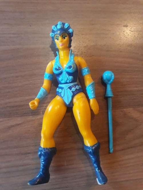 1982 Complete Evil-Lyn of He-Man-Masters of the Universe 463 (MOTU) Vintage Figure