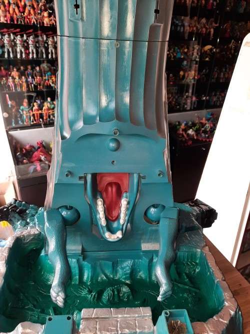 1986 RARE Eternia Playset of He-Man-Masters of the Universe (MOTU) Vintage Figure