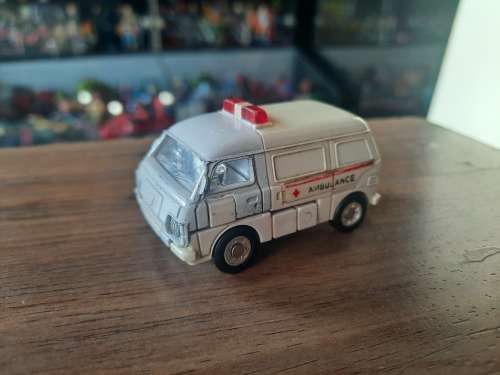 1984 GOBOTS Res-Q Ambulance Vintage Figure