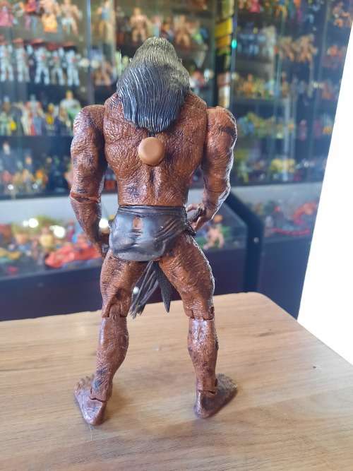 2001 Lord of The Rings Newborn Lurtz Figure
