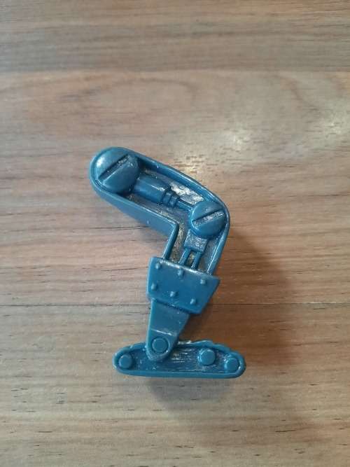 1985 Multi-Bot Leg Part of He-Man-Masters of the Universe (MOTU) Vintage Figure