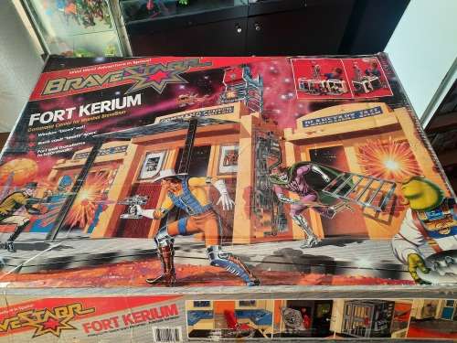 BraveStarr 1986 Complete Fort Kerium RARE 2 in 1 Box UNUSED CONTENT With Box Vintage Figure