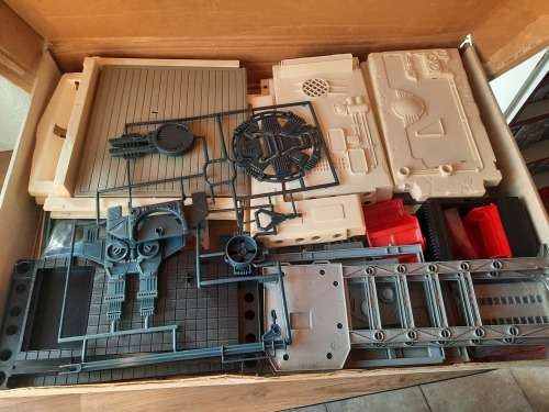 BraveStarr 1986 Complete Fort Kerium RARE 2 in 1 Box UNUSED CONTENT With Box Vintage Figure
