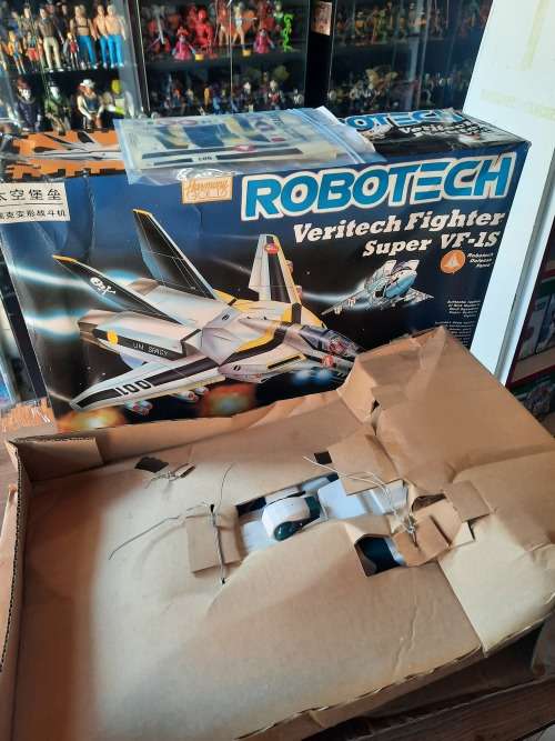ROBOTECH 1986 Complete Boxed Harmony Gold Veritech Fighter (UNUSED) Vintage Figure
