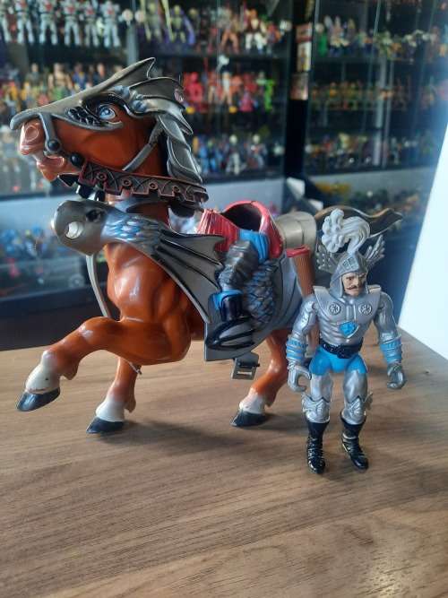 1983 Strongheart And Destrier Dungeons And Dragons Vintage Figure