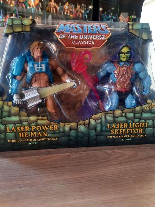 MOTUC LASER POWER HE-MAN/LASER LIGHT SKELETOR (MOC) Masters Of The Universe Classics Figure He-Man