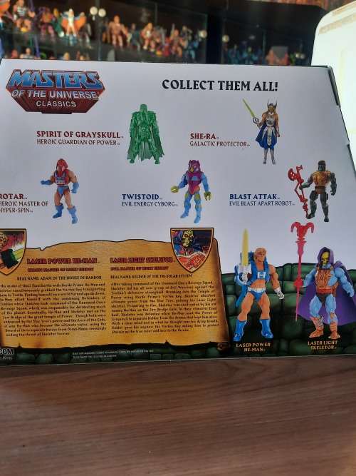 MOTUC LASER POWER HE-MAN/LASER LIGHT SKELETOR (MOC) Masters Of The Universe Classics Figure He-Man