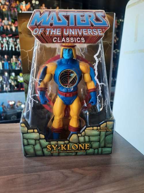 MOTUC SY-KLONE (MOC) Masters Of The Universe Classics Figure He-Man