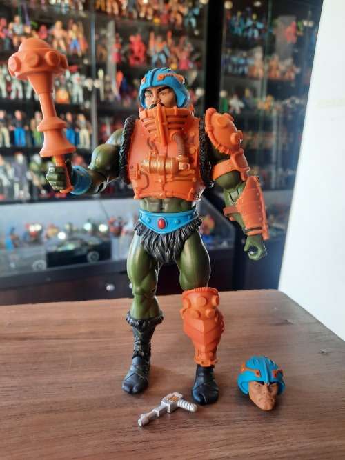 MOTUC Man At Arms Masters Of The Universe Classics Figure He-Man