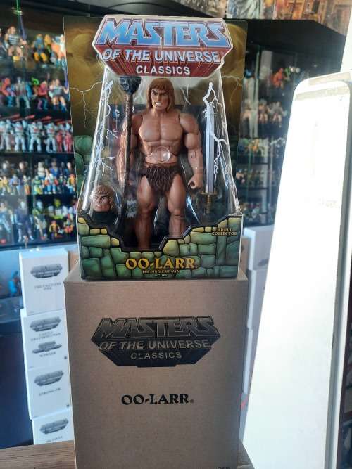 MOTUC OO-LARR (MOC) Masters Of The Universe Classics Figure He-Man