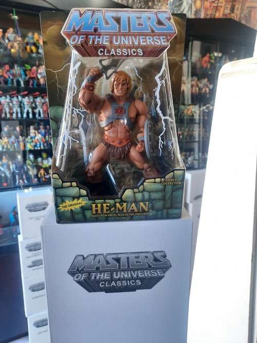 MOTUC HE-MAN (MOC) Masters Of The Universe Classics Figure He-Man