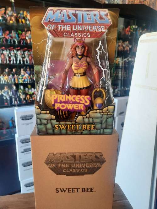 MOTUC SWEET BEE (MOC) Masters Of The Universe Classics Figure He-Man