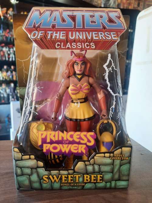 MOTUC SWEET BEE (MOC) Masters Of The Universe Classics Figure He-Man