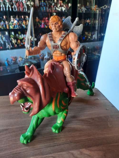 1981 Complete He-Man And Battle Cat of He-Man Masters of the Universe #38 (MOTU) Vintage Figure