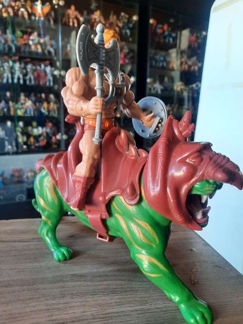 1981 Complete He-Man And Battle Cat of He-Man Masters of the Universe 42 (MOTU) Vintage Figure