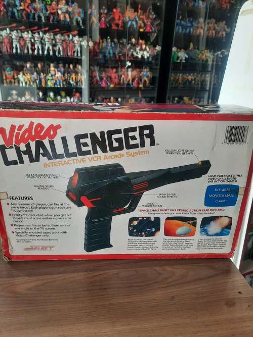 1987 VIDEO CHALLENGER WITH BOX `UNTESTED` Vintage Figures