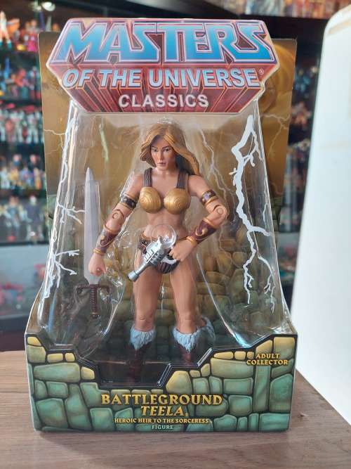 MOTUC Complete Battleground Teela With Box  Masters Of The Universe Classics Figure He-Man