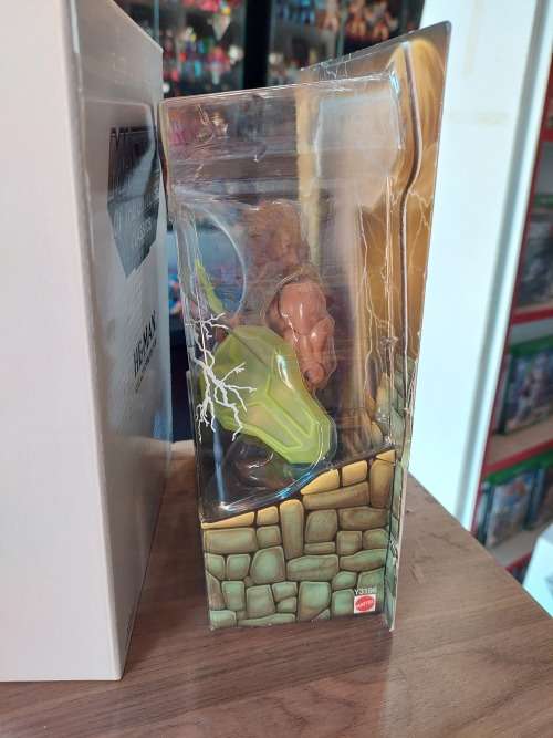 MOTUC Complete He-Man Galactic Protector With Box Masters Of The Universe Classics Figure He-Man