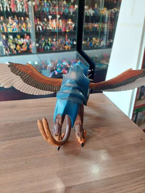 MOTUC Complete Griffin Masters Of The Universe Classics Figure He-Man