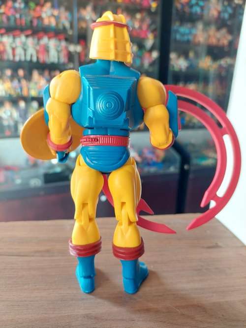 MOTUC Complete Sy-Klone  Masters Of The Universe Classics Figure He-Man