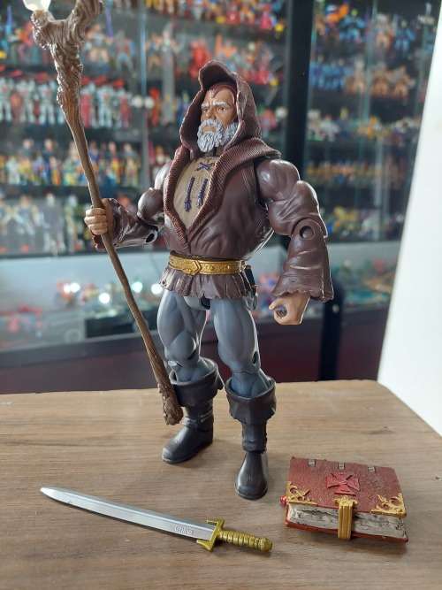 MOTUC Complete Eldor Masters Of The Universe Classics Figure He-Man