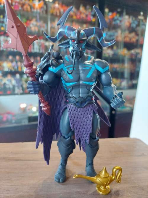 MOTUC Complete Prahvus Masters Of The Universe Classics Figure He-Man