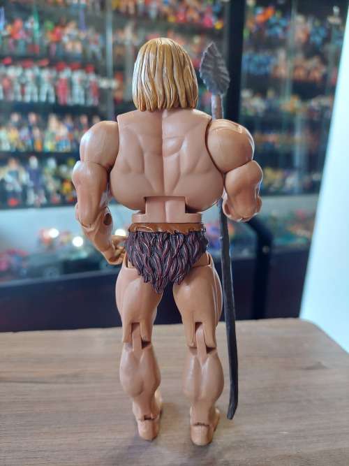 MOTUC OO-LARR Masters Of The Universe Classics Figure He-Man