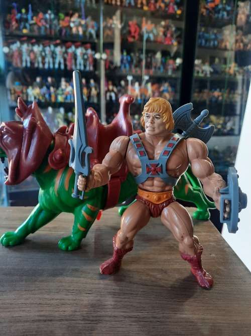 1981 Complete He-Man And Battle Cat of He-Man Masters of the Universe 100 (MOTU) Vintage Figure