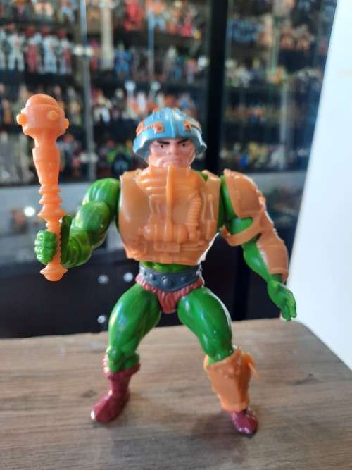 1982 Complete Man-At-Arms `Red Dot` of He-Man-Masters of the Universe 40 (MOTU) Vintage Figure