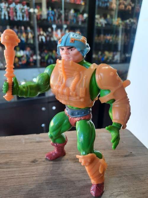 1982 Complete Man-At-Arms `Red Dot` of He-Man-Masters of the Universe 40 (MOTU) Vintage Figure