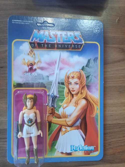 Masters Of The Universe (Motu) Super 7 SHE-RA REACTION Figure Moc