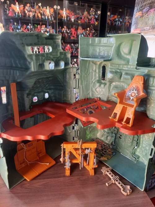 1981 Castle Grayskull of He-Man-Masters of the Universe #65 (MOTU) Vintage