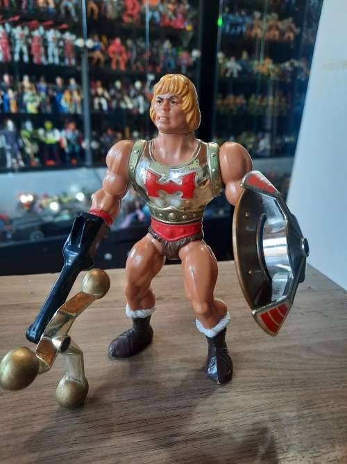 1986 Rare Flying Fist He-Man of He-Man Masters of the Universe  16 (MOTU) Vintage Figure