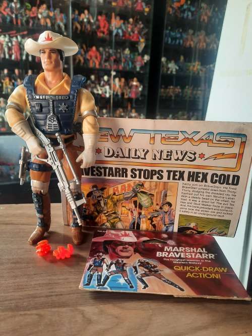 BraveStarr 1986 Complete Marshall Bravestarr With News Paper Vintage Figure