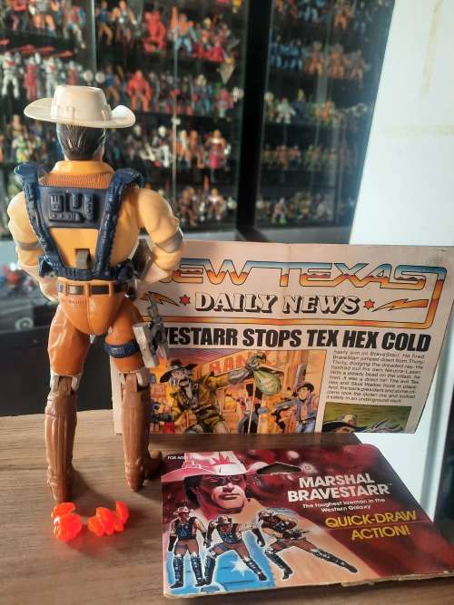 BraveStarr 1986 Complete Marshall Bravestarr With News Paper Vintage Figure