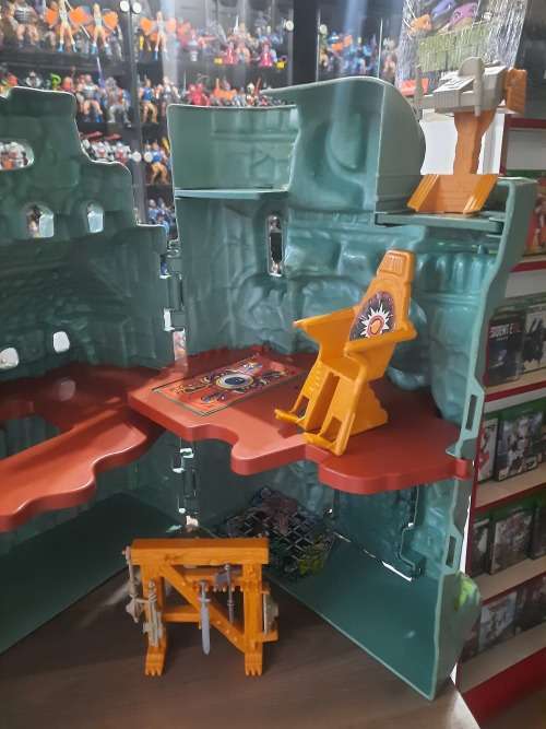 1981 Castle Grayskull of He-Man-Masters of the Universe 25 (MOTU) Vintage