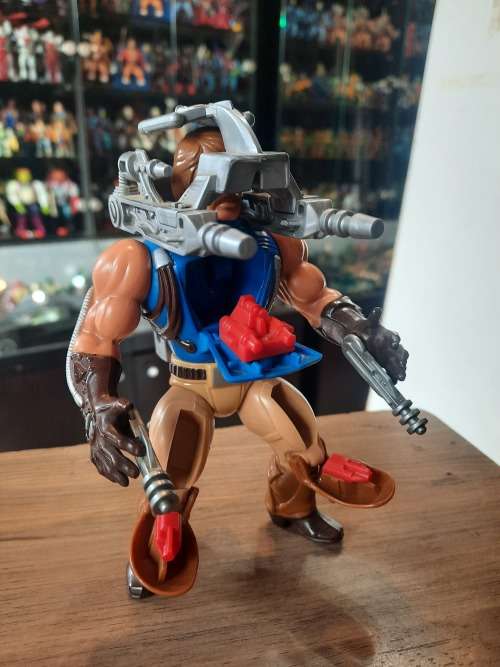 1986 Complete Rio Blast of He-Man-Masters of the Universe #23 (MOTU) Vintage Figure