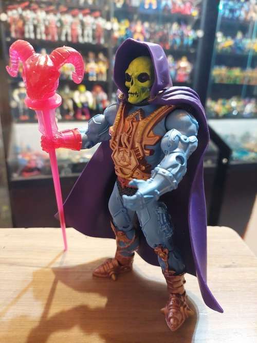 MOTUC Complete LASER LIGHT SKELETOR Masters Of The Universe Classics Figure He-Man
