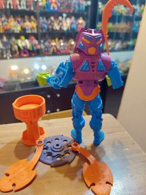 MOTUC Complete TWISTOID Masters Of The Universe Classics Figure He-Man