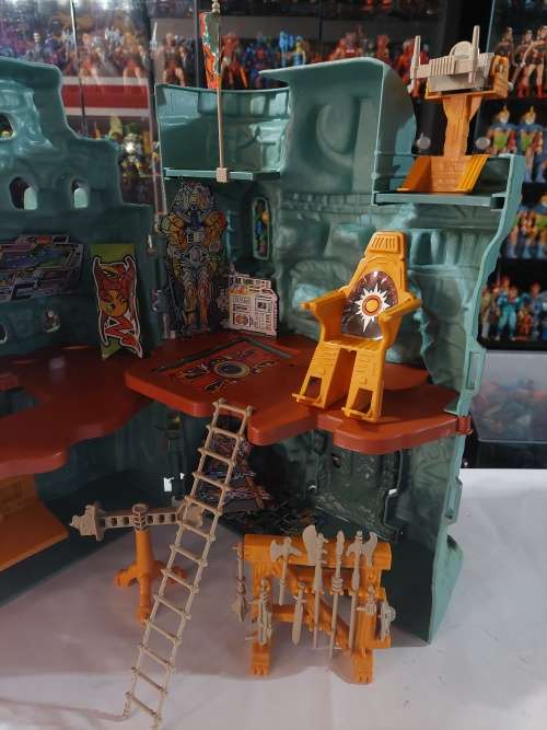 1981 Complete Castle Grayskull of He-Man-Masters of the Universe 84 (MOTU) Vintage