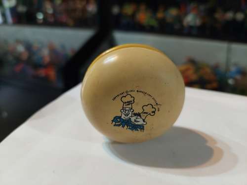 YO-YO BURGER CHEF (NO STRING)  #38