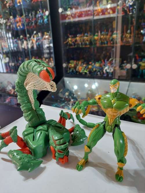1997 TOY BIZ Complete WEBTRAP SINISTER SCORPION Action Figure