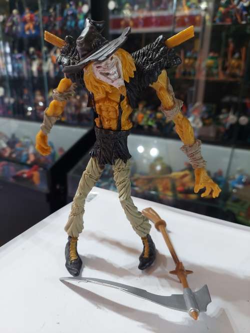 1996 Legends Of Dark Knight Complete Twister Strike Scarecrow Action Figure