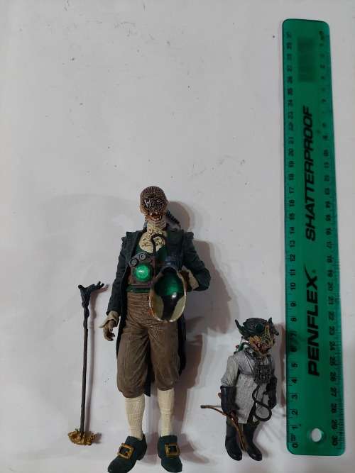 2003 TWISTED LAND OF OZ THE WIZARD Action Figure
