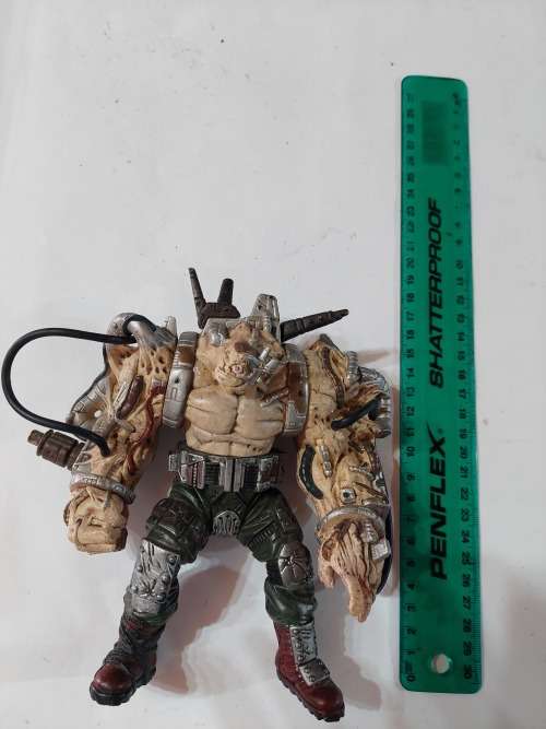 1997 TODD MCFARLANES TOTAL CHAOS Action Figure