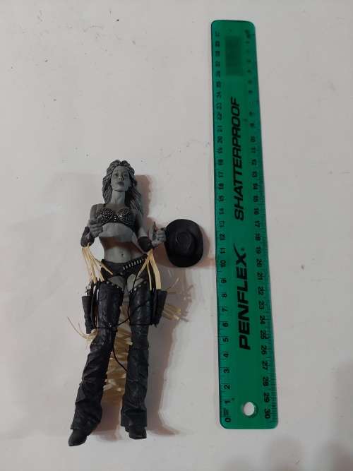 2005 NECA SIN CITY NANCY Action Figure