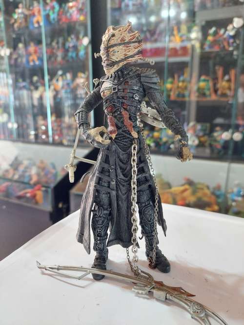 2001 MCFARLANE TORTURED SOULS THE SCYTHE MEISTER Action Figure