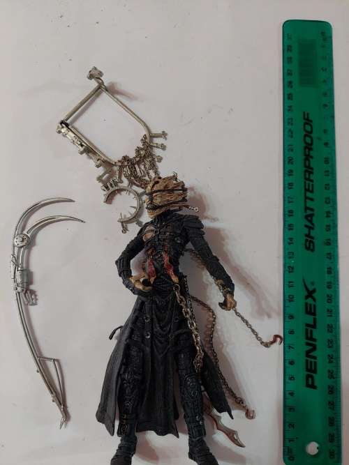 2001 MCFARLANE TORTURED SOULS THE SCYTHE MEISTER Action Figure