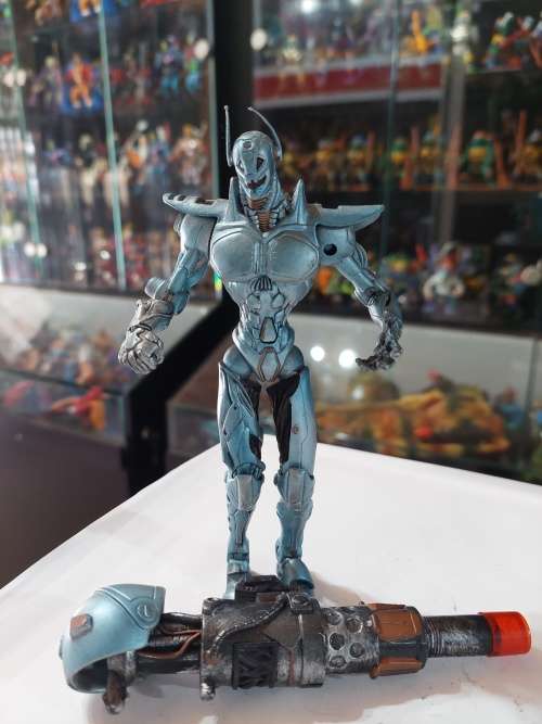 1999 Toy Biz Marvel Avengers ULTRON Action Figure