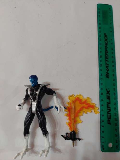 1996 Marvel Toy Biz X-MEN NIGHTCRAWLER Action Figure